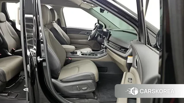 Kia The New Carnival 4th Generation 2024 Черный из Кореи, фото 2