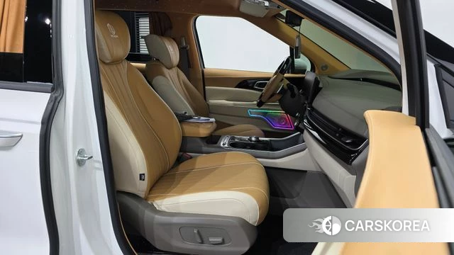 Kia The New Carnival 4th Generation 2024 Белый из Кореи, фото 2