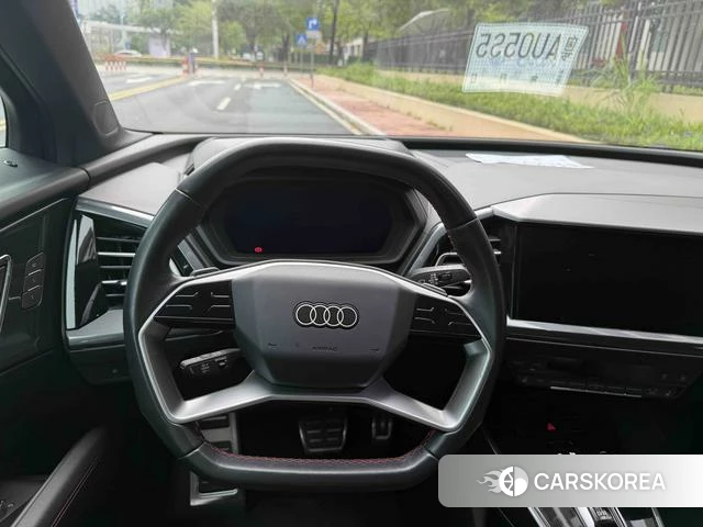Audi Q5 e-tron 2022 Оранжевый из Китая, фото 2