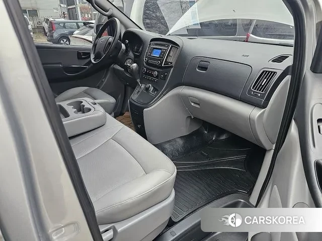 Hyundai The New Grand Starex 2020 Серебряный из Кореи, фото 2