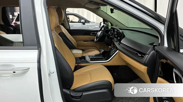 Kia Carnival 4th generation 2023 Белый из Кореи, фото 2