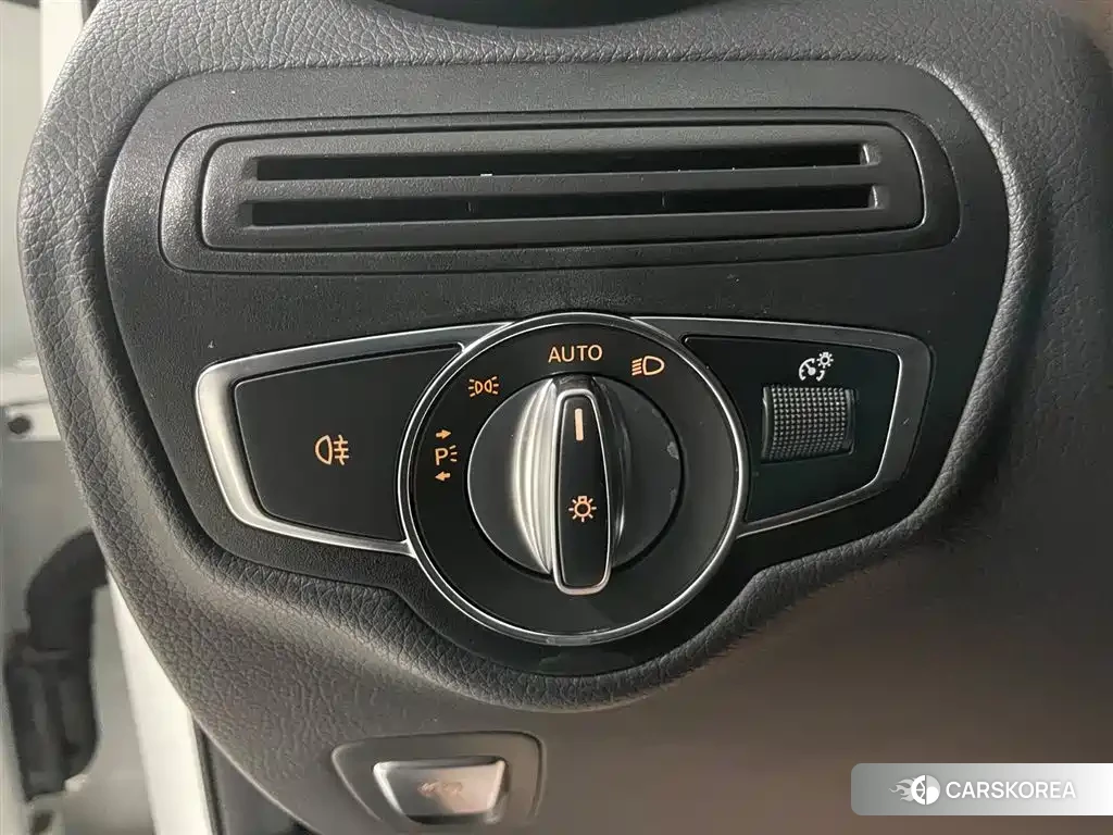 Mercedes-Benz GLC Coupe 2023 Белый из Китая, фото 2
