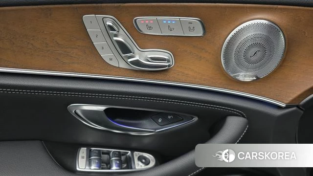 Mercedes-Benz E-Class W213 2020 Серый из Кореи, фото 2
