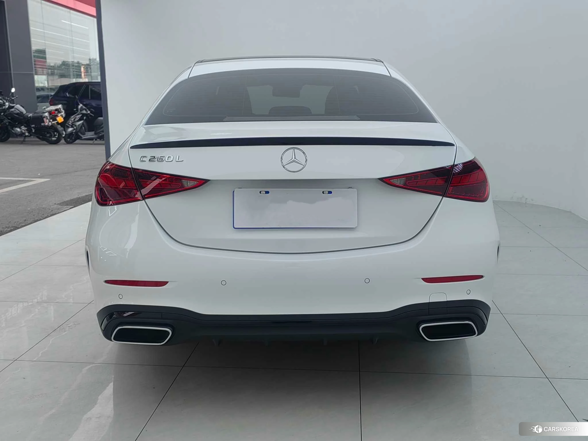 Mercedes-Benz Class C 2023 Белый из Китая, фото 2
