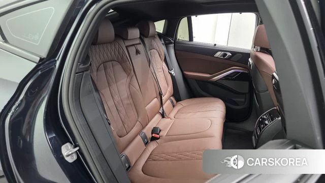 BMW X6 (G06) 2025 Черный из Кореи, фото 2