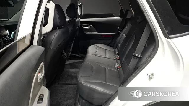 Kia Niro Plus 2022 Белый из Кореи, фото 2