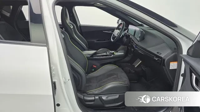 Kia EV6 2023 Белый из Кореи, фото 2