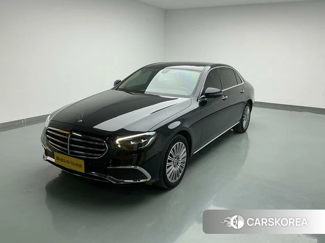 Mercedes-Benz E-class 2022 Черный из Китая, фото 2