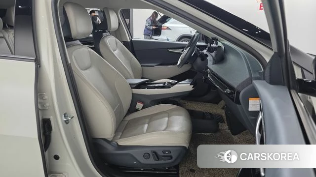 Kia EV6 2022 Жемчужный цвет из Кореи, фото 2