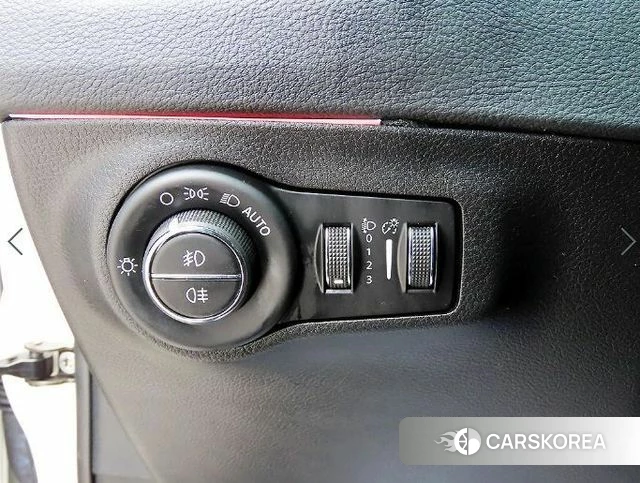 Jeep Compass 2nd Generation 2019 Белый из Кореи, фото 2