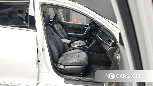 Kia The New K5 2nd generation 2018 Белый из Кореи, фото 2