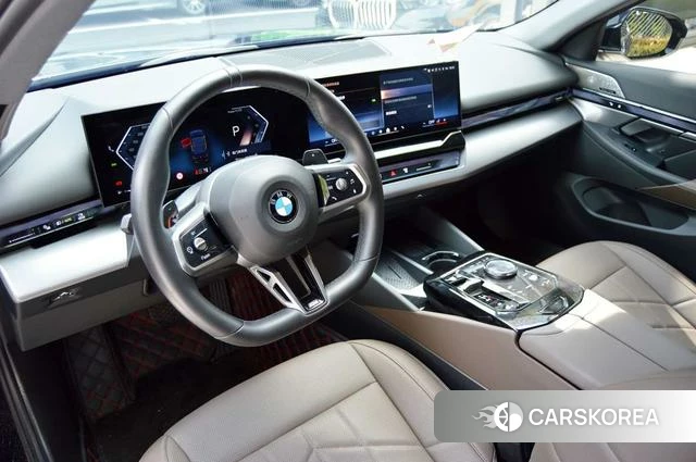 BMW 5 series 2024 Черный из Китая, фото 2