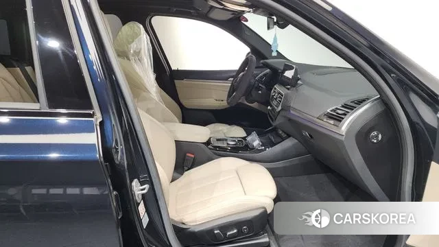 BMW iX3 2024 Черный из Кореи, фото 2