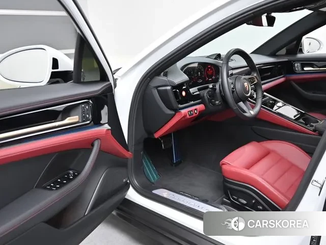 Porsche Panamera (971) 2025 Белый из Кореи, фото 2