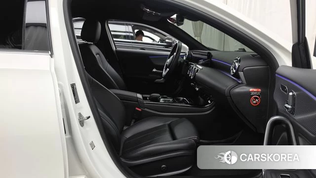 Mercedes-Benz A-Class W177 2022 Белый из Кореи, фото 2