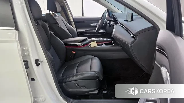 Genesis GV70 2022 Белый из Кореи, фото 2