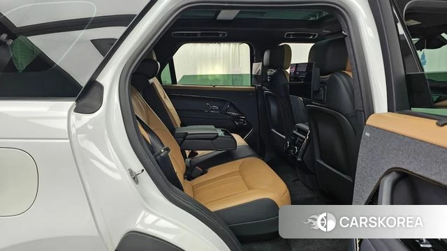Land Rover Range Rover Sport 3rd Generation 2023 Белый из Кореи, фото 2