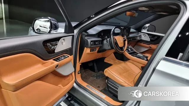 Lincoln Aviator 2nd generation 2020 Серый из Кореи, фото 2