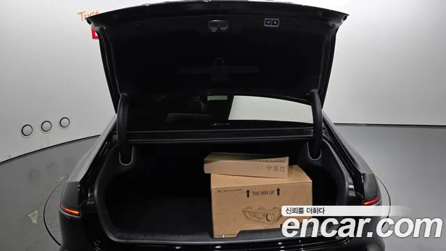 Hyundai Grandeur Hybrid (GN7) 2023 Черный из Кореи, фото 2