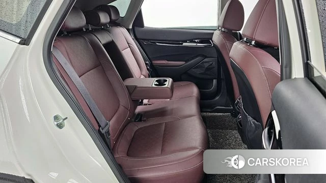 Kia Seltos 2021 Белый из Кореи, фото 2