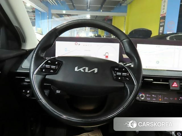 Kia EV6 2021 Черный из Кореи, фото 2