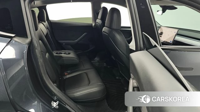 Tesla Model Y 2025 Серый из Кореи, фото 2
