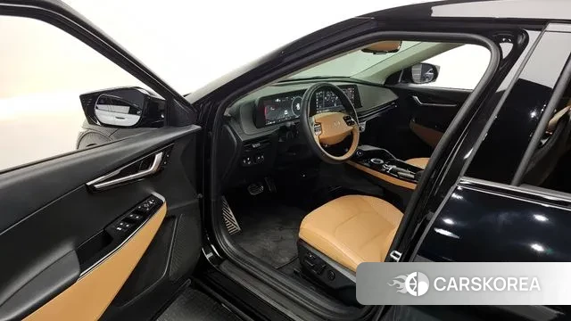 Kia EV6 2022 Черный из Кореи, фото 2