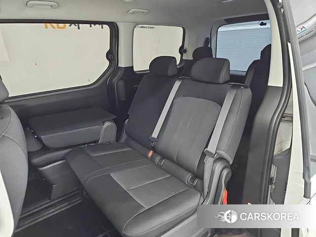 Hyundai Staria 2024 Белый из Кореи, фото 2