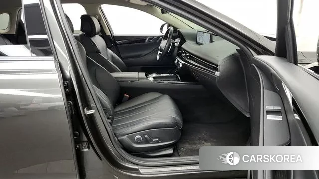 Genesis G80 (RG3) 2022 Серебряный из Кореи, фото 2