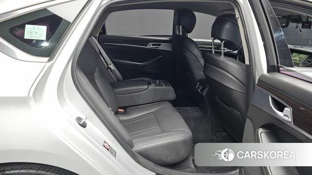 Genesis G80 2018 Серебряный из Кореи, фото 2