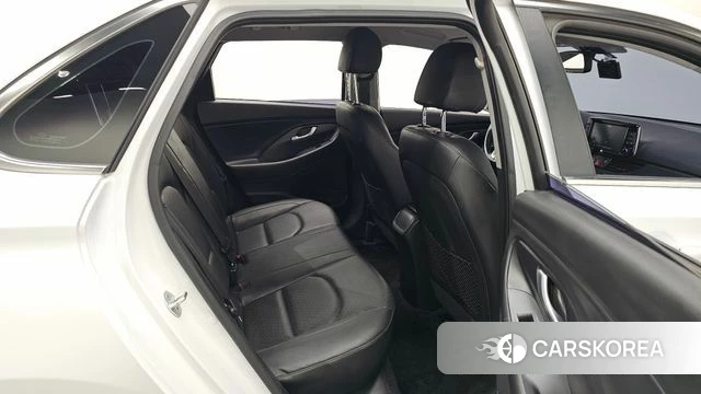 Hyundai i30 (PD) 2018 Белый из Кореи, фото 2