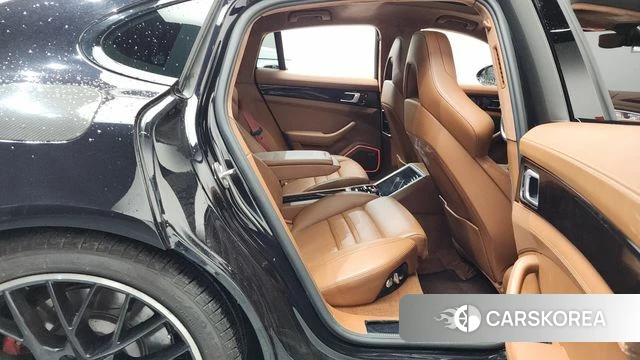Porsche Panamera (971) 2020 Черный из Кореи, фото 2