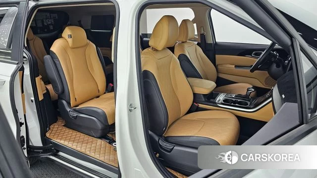 Kia Carnival 4th generation 2023 Белый из Кореи, фото 2