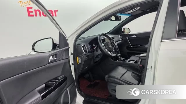 Kia Sportage The Bold 2018 Белый из Кореи, фото 2