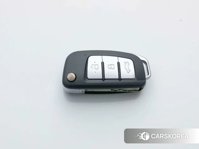 Geely Automobile Emgrand Methanol 2024 Белый из Китая, фото 2