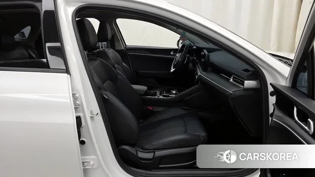 Kia K5 3rd generation 2023 Белый из Кореи, фото 2