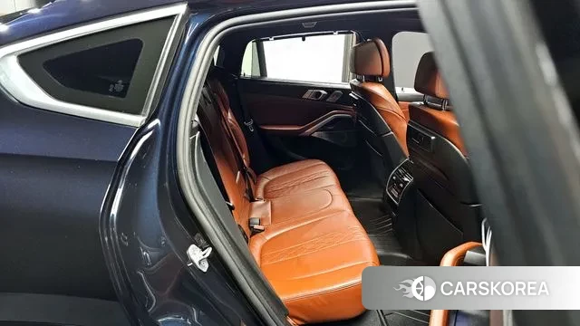 BMW X6 (G06) 2021 Черный из Кореи, фото 2