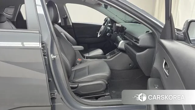 Hyundai Kona (SX2) 2024 Серый из Кореи, фото 2