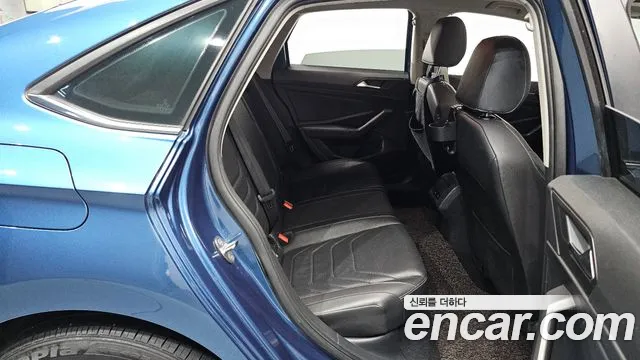 Volkswagen 7th Generation of Jetta 2020 Синий из Кореи, фото 2