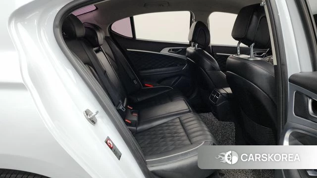 Genesis G70 2018 Белый из Кореи, фото 2