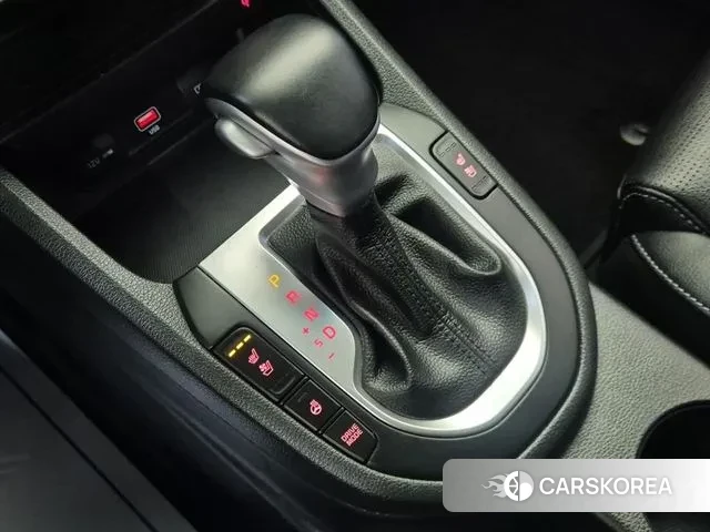 Kia The New K3 2nd generation 2021 Белый из Кореи, фото 2