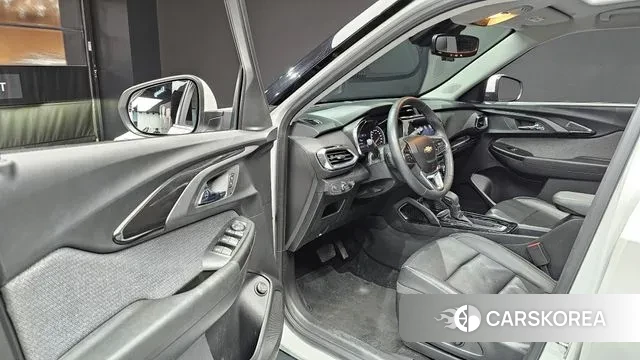 Chevrolet (GM Daewoo) Trailblazer 2021 Белый из Кореи, фото 2