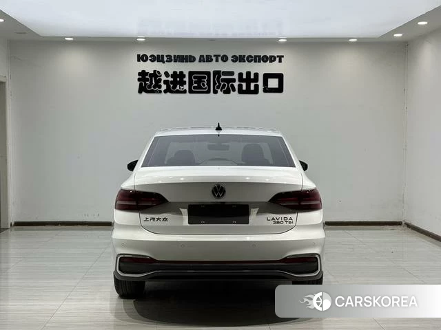 Volkswagen Lavida 2022 Белый из Китая, фото 2