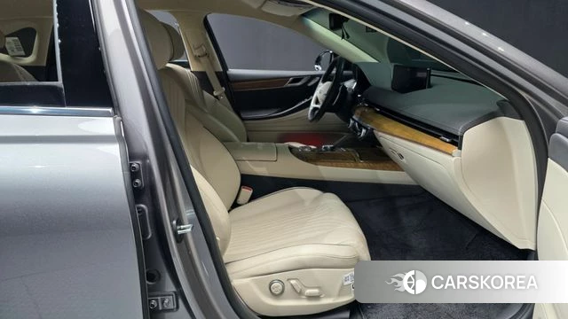 Genesis G80 (RG3) 2023 Серебряный из Кореи, фото 2