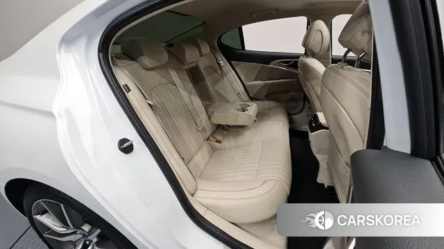 Genesis The New G70 2021 Белый из Кореи, фото 2