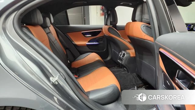Mercedes-Benz C-Class W206 2023 Серый из Кореи, фото 2