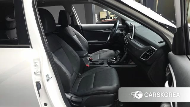 Kia Seltos 2022 Белый из Кореи, фото 2