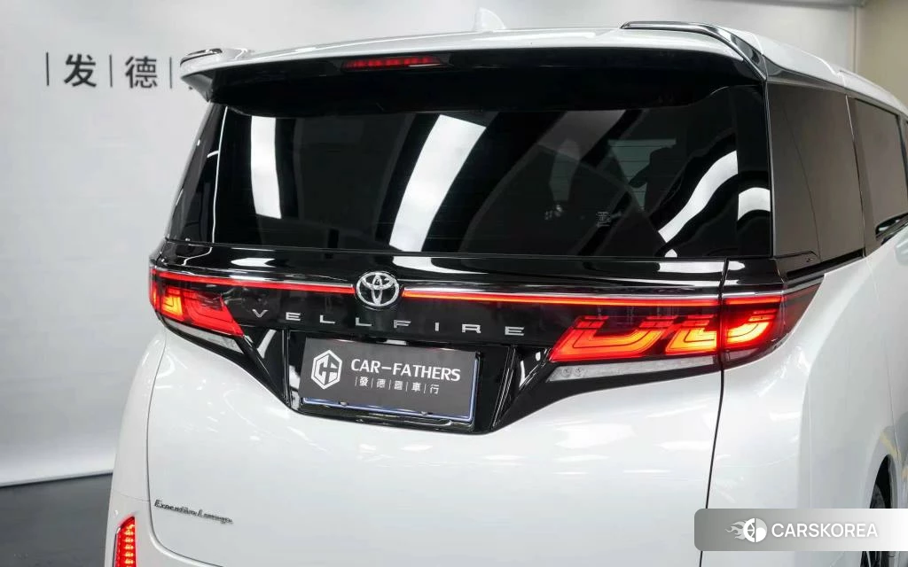 Toyota Wilfa 2023 Белый из Китая, фото 2