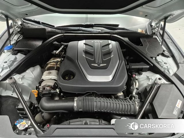 Genesis G80 2018 Серебряный из Кореи, фото 2