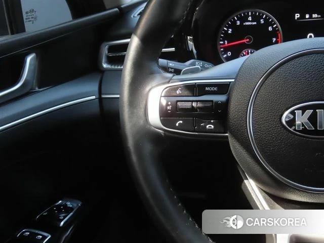 Kia K5 3rd generation 2021 Серый из Кореи, фото 2